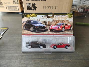 Hot wheels Alfa Romeo duo beschikbaar voor biedingen