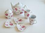 Servies, high tea met roosjes., Ophalen of Verzenden, Zo goed als nieuw, Overige stijlen, Kop(pen) en/of Schotel(s)