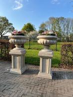 Italiaanse Betonnen sokkels & bloempotten in diverse maten, Tuin en Terras, Bloempotten, Ophalen, 40 cm of meer, Rond, Nieuw