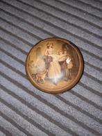 Vintage poederdoosje met Romantische Afbeelding, Ophalen of Verzenden