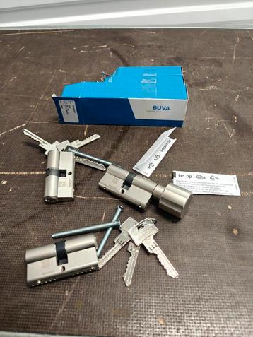 Nieuwe Buva 3 set cylinder met 6 sleutels. beschikbaar voor biedingen