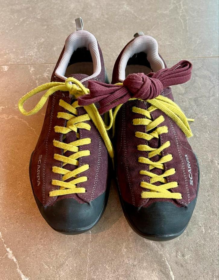 Scarpa Wandelschoenen Maat 39, kleur aubergine, Kleding | Dames, Schoenen, Zo goed als nieuw, Wandelschoenen, Overige kleuren