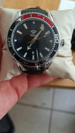 Hodler Lugno. Mooie Italiaanse horloge., Sieraden, Tassen en Uiterlijk, Leer, Staal, Polshorloge, Nieuw