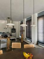 Hanglamp met 3 matglas bollen.z.g.a.n., Modern., 50 tot 75 cm, Ophalen of Verzenden, Glas