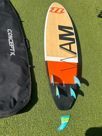North WAM 6'0 Directional Kiteboard incl boardbag & voetband beschikbaar voor biedingen