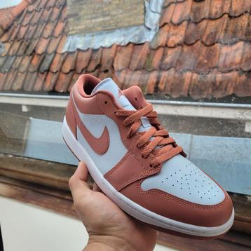 Jordan 1 Low Sky J Orange