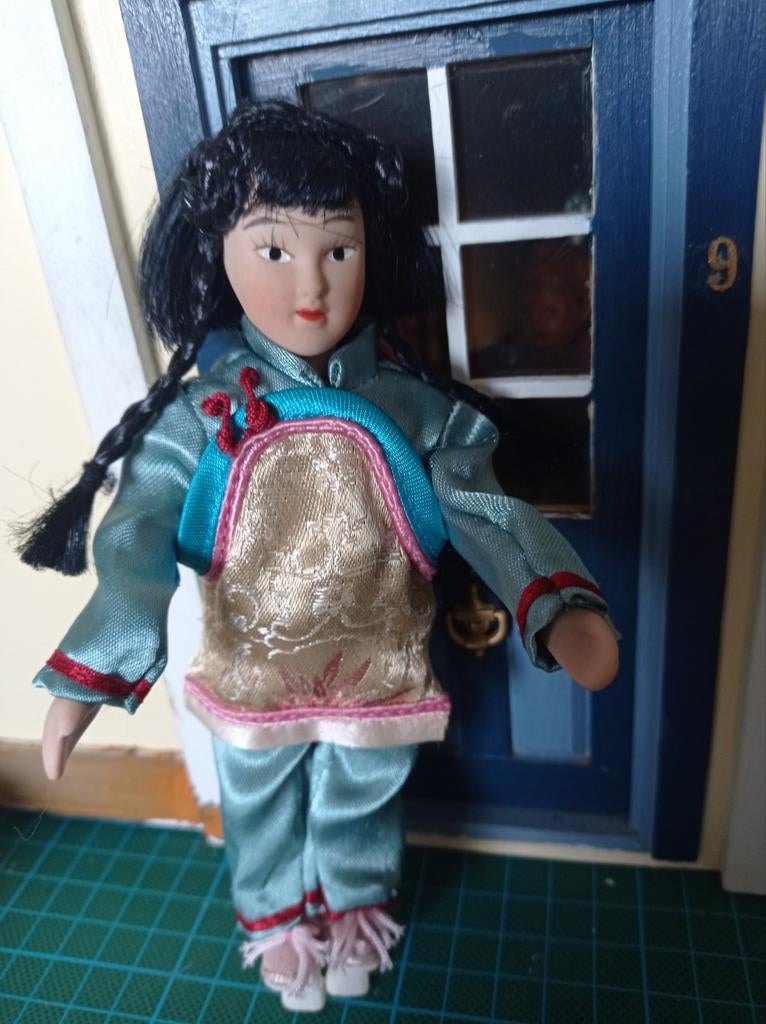 Vintage Chinese Pop, Verzamelen, Poppen, Ophalen of Verzenden, Gebruikt, Overige typen