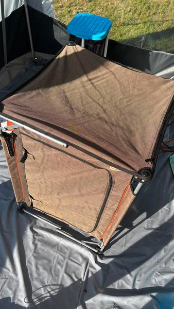 Kampeerkast Bardani beschikbaar voor biedingen