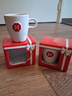 2 Douwe Egberts koffie mokken nieuw, Ophalen, Nieuw, Overige stijlen, Kop(pen) en/of Schotel(s)