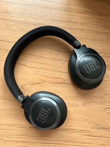 JBL koptelefoon in perfecte staat JBL LIVE 660NC beschikbaar voor biedingen