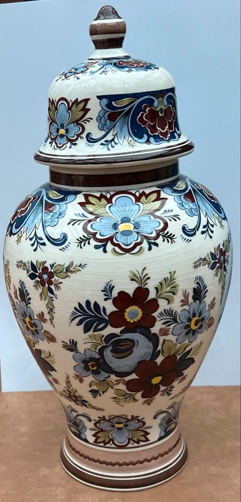 Antieke Vaas met Deksel - Handbeschilderd Bloemmotief, Antiek en Kunst, Antiek | Vazen, Ophalen
