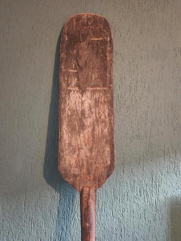 Antieke houten bakkersroerspaan – landelijke decoratie /  beschikbaar voor biedingen
