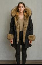 Jas met bont, Ophalen of Verzenden, Zo goed als nieuw, Maat 38/40 (M), Zwart