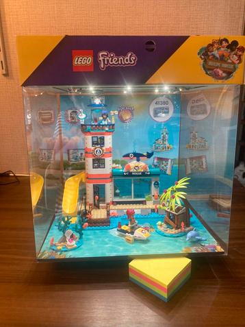 Lego friends 41380 vuurtoren winkel display. In goede staat beschikbaar voor biedingen