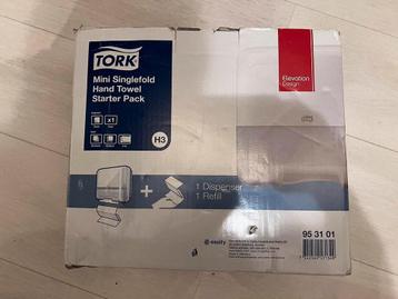 Handoekdispenser beschikbaar voor biedingen