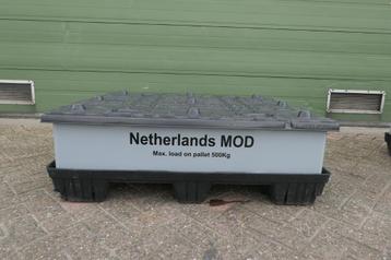 Uni-pak palletbox opvouwbare palletbak kunststof pallet beschikbaar voor biedingen