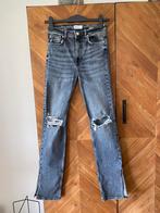 Jeans van Zara. Maat 38, Kleding | Dames, Spijkerbroeken en Jeans, Ophalen of Verzenden, W30 - W32 (confectie 38/40), Gedragen