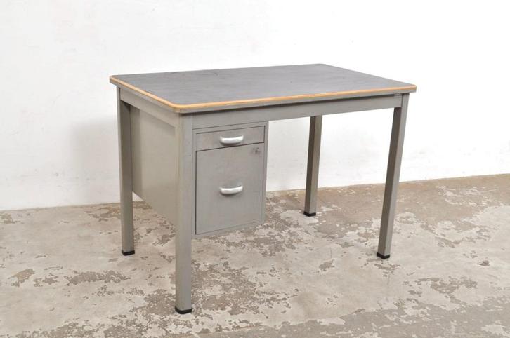Vintage Gispen bureau stalen buro kinderbureau jaren 50, Huis en Inrichting, Bureaus, Gebruikt, Ophalen of Verzenden