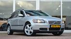 Volvo V50 2.4i Lerenbekleding Trekhaak Performance audio Moo, Auto's, Volvo, Zwart, 700 kg, Zilver of Grijs, 1500 kg