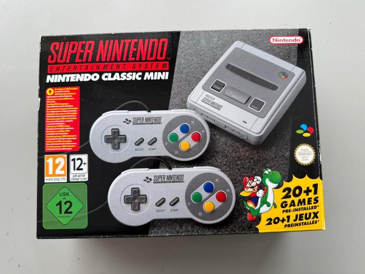 Classic Mini: Super Entertainment System, Spelcomputers en Games, Spelcomputers | Nintendo Super NES, Zo goed als nieuw, Met 2 controllers