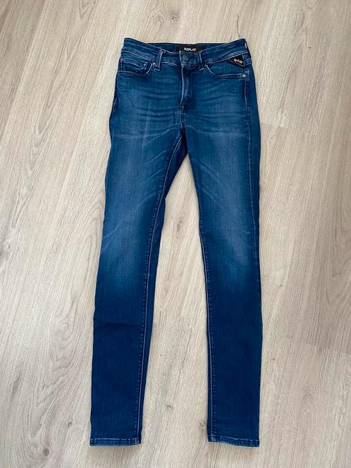 Replay Luzien hyperflex maat 27/30 NIEUWSTAAT, Kleding | Dames, Spijkerbroeken en Jeans, Zo goed als nieuw, W27 (confectie 34) of kleiner