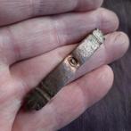 Bodemvondst Friesland: Eeuwen Oud Beslag Kleding, Verzenden