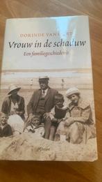 D. van Oort - Vrouw in de schaduw, Ophalen of Verzenden, Zo goed als nieuw, Nederland, D. van Oort