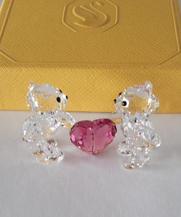 Swarovski Nieuw 2025 Krisbeer A Perfect Match. Kristallijn beschikbaar voor biedingen