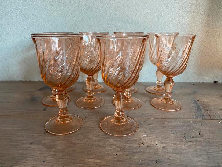 Rosaline franse Vintage Roze Wijnglazen swirl glazen, Antiek en Kunst, Antiek | Glas en Kristal, Ophalen of Verzenden