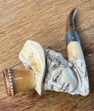 Meerschuim pijpje beschikbaar voor biedingen