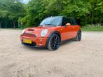 Mini 1.6 16V Cooper S Cabrio 2006 Rood, Auto's, Voorwielaandrijving, 65 €/maand, 4 cilinders, Cabriolet
