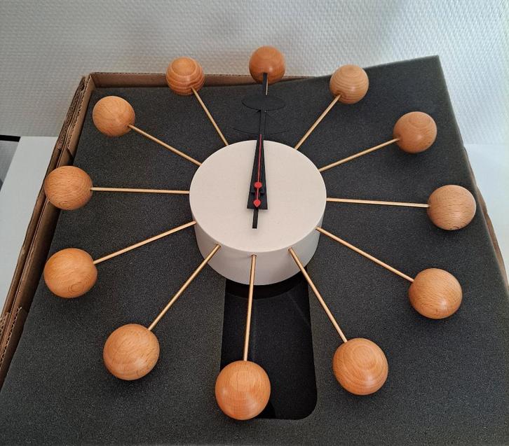 Ball Clock George Nelson Vitra! Switzerland, Antiek en Kunst, Kunst | Designobjecten, Ophalen of Verzenden