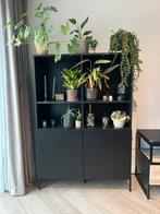 Zwarte wandkast, Ophalen, 100 tot 150 cm, Zo goed als nieuw, Metaal