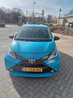 Toyota Aygo 1.0 12V Vvt-i 3DRS 2015 Blauw, Auto's, Voorwielaandrijving, Stof, Metallic lak, Handgeschakeld