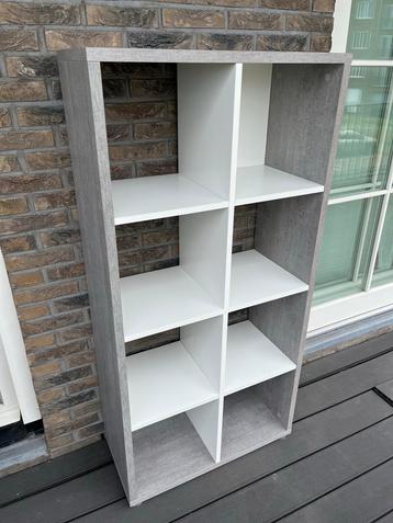 Boekenkast / book shelf (grijs / grey) beschikbaar voor biedingen