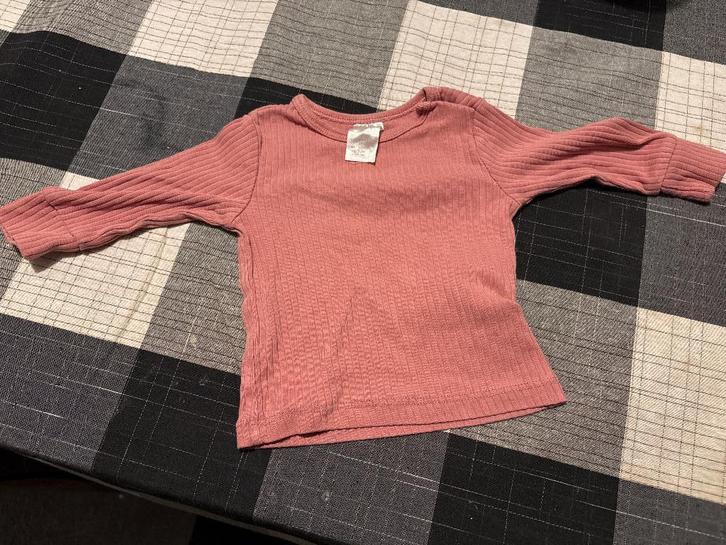 Roze truitje van de H&M. Maat 56, Kinderen en Baby's, Babykleding | Maat 56, Zo goed als nieuw, Meisje, Truitje of Vestje, Ophalen of Verzenden