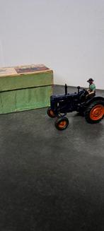 Britains ltd fordson 128f, Hobby en Vrije tijd, Modelauto's | 1:32, Ophalen of Verzenden, Zo goed als nieuw, Tractor of Landbouw