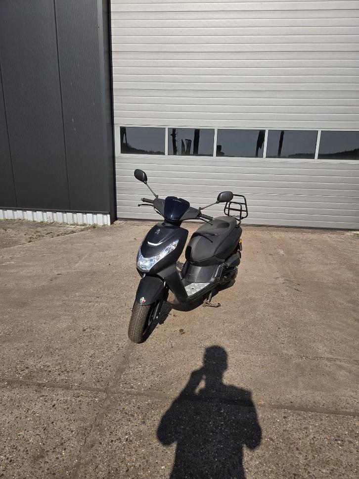 peugeot scooter, Fietsen en Brommers, Snorfietsen en Snorscooters, Gebruikt, Peugeot, Benzine, Ophalen