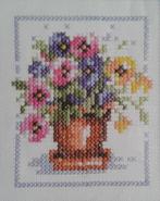 Borduurpatroon potje viooltjes (7x9cm)., Hobby en Vrije tijd, Ophalen of Verzenden, Zo goed als nieuw, Handborduren, Patroon