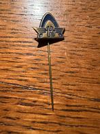 Vintage Hanomag Tractor Pin Badge - 1960s, Ophalen of Verzenden, Gebruikt, Transport, Speldje of Pin