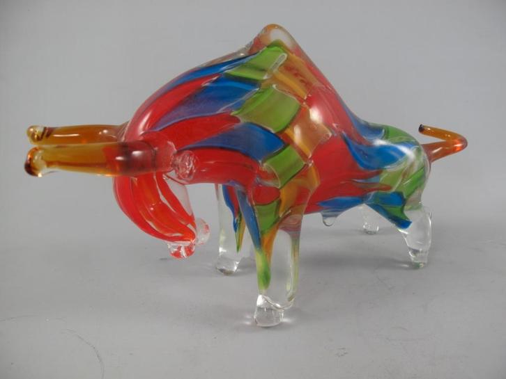 Murano Stijl Glazen Beeldje - Stier, Antiek en Kunst, Kunst | Designobjecten, Ophalen of Verzenden