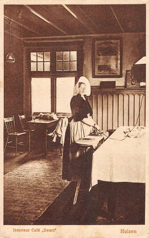 Huizen Interieur Café Zwart Dienster a.h. strijken Vintage, Verzamelen, Ansichtkaarten | Nederland, Gelopen, Noord-Holland, 1920 tot 1940