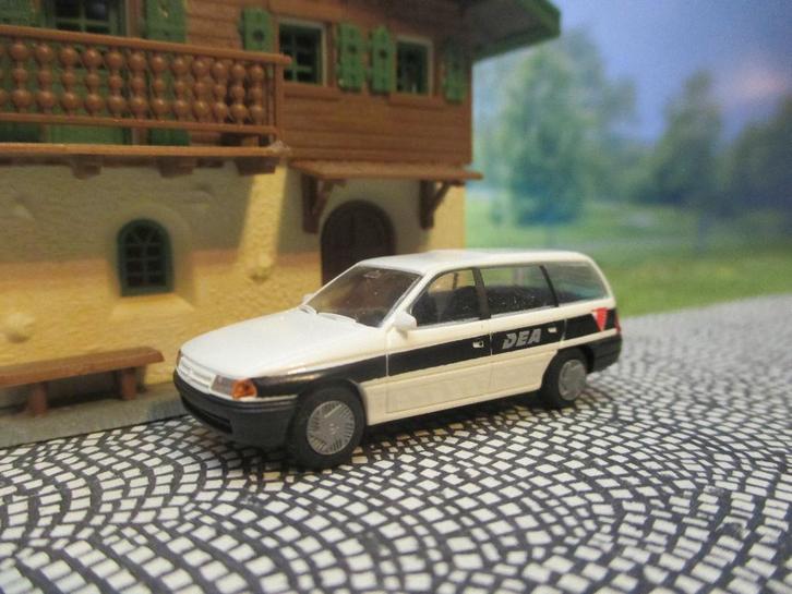 Opel Astra F Caravan - DEA, Hobby en Vrije tijd, Modelauto's | 1:87, Zo goed als nieuw, Auto, Rietze, Ophalen of Verzenden