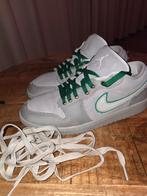 Air Jordan Low SE Light Smoke Grey IH3369-077, Kleding | Heren, Schoenen, Overige kleuren, Nieuw, Ophalen of Verzenden, Sneakers of Gympen