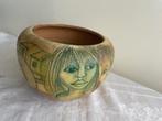 Oude pot van  A MANO, Antiek en Kunst, Antiek | Keramiek en Aardewerk, Ophalen of Verzenden