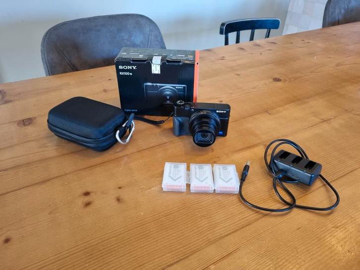 Sony DSC-RX100M7 met veel extra's sony rx100 vii, Audio, Tv en Foto, Fotocamera's Digitaal, Zo goed als nieuw, Compact, Sony, 8 keer of meer