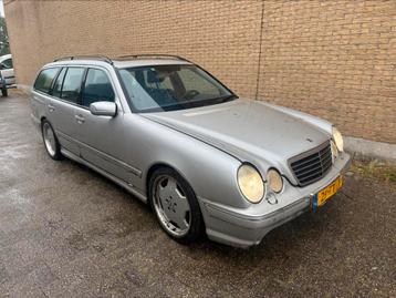 Mercedes-Benz E-Klasse 5.4 E55 AMG Combi AUT 2001 Grijs beschikbaar voor biedingen