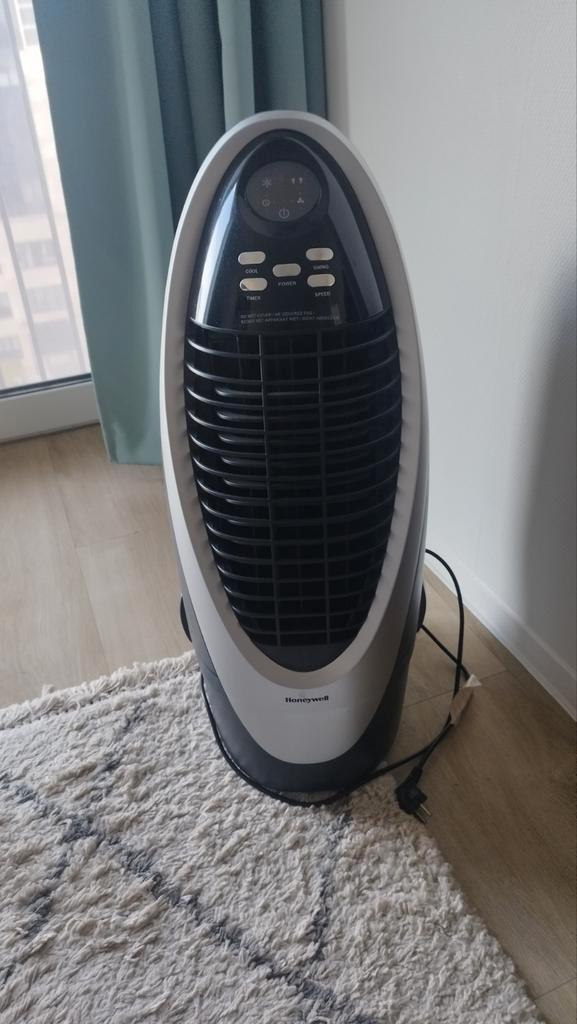 Honeywell Luchtkoeler Torenventilator met Afstandsbediening, Witgoed en Apparatuur, Airco's, Gebruikt, Staande ventilator, Minder dan 60 m³