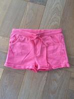 roze korte broek van Jill met hartjes aan de zijkant 122/128, Kinderen en Baby's, Kinderkleding | Maat 122, Broek, Gebruikt, Meisje