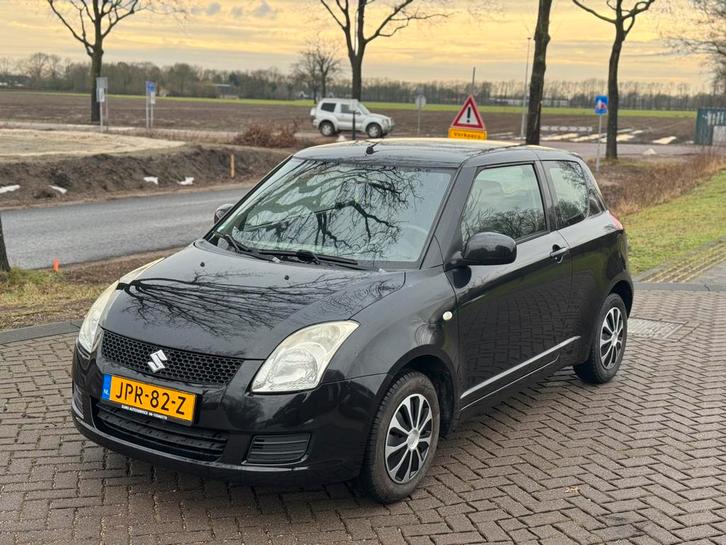 Suzuki Swift 1.3 3D 2009 NIEUWE APK, Auto's, Suzuki, Bedrijf, Swift, ABS, Airbags, Airconditioning, Elektrische ramen, Isofix